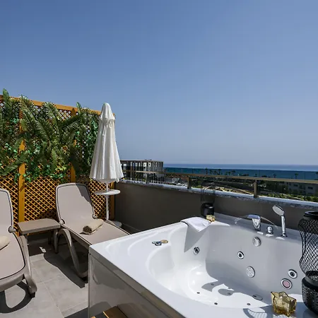 Hotel Garden & 5*