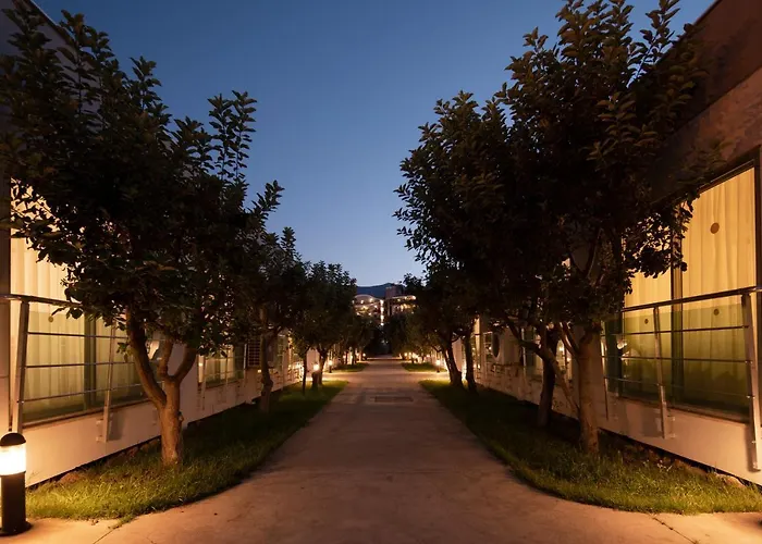 Garden & Hotel 5*