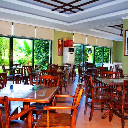 Garden & Hotel