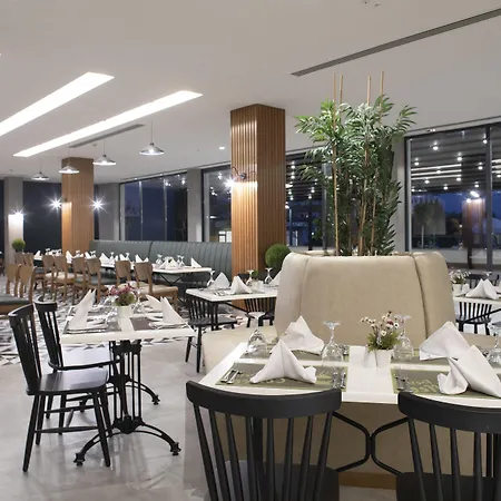 Garden & Hotel 5*
