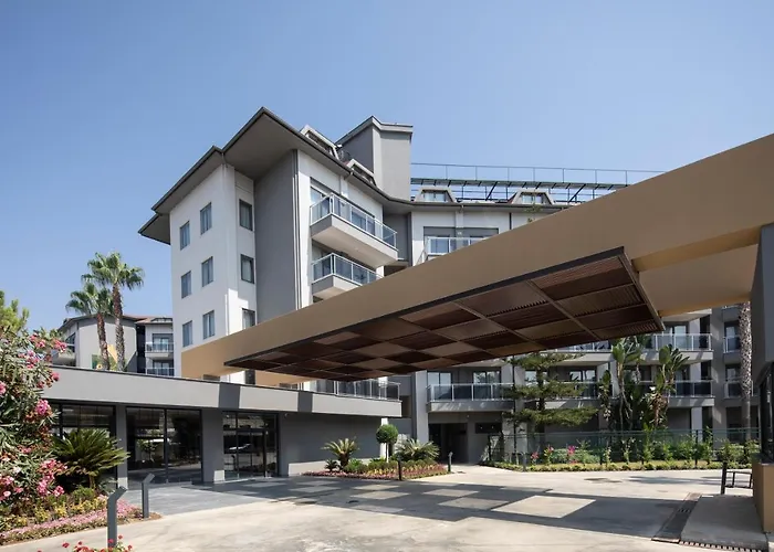 Garden & Hotel